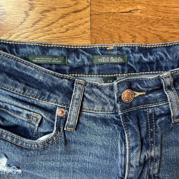 Women's Wild Fable Baggy Jeans 4 High Rise Medium Wash Distressed Ripped Denim - Picture 3 of 4